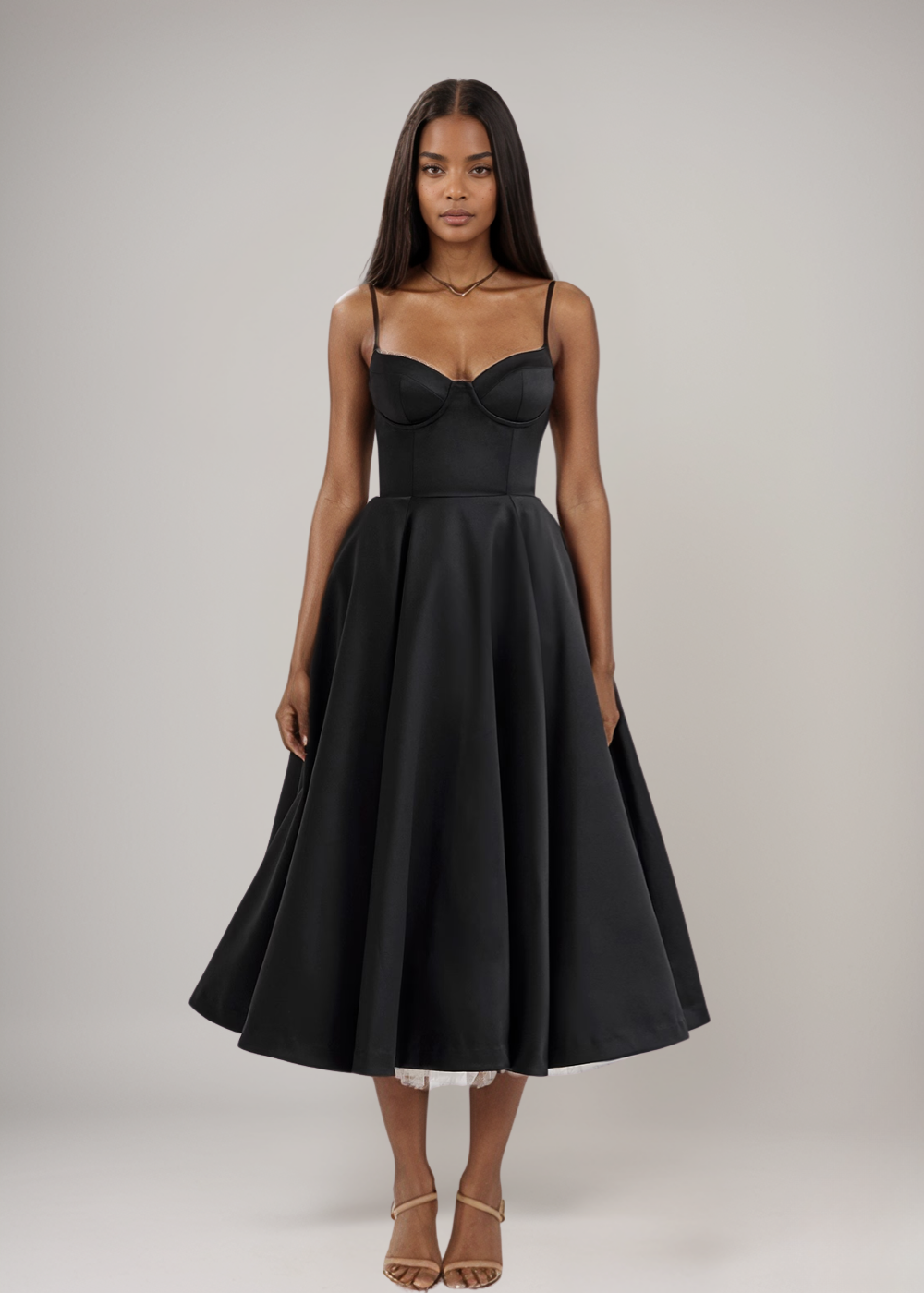 Julia™ | Robe midi bustier satinée