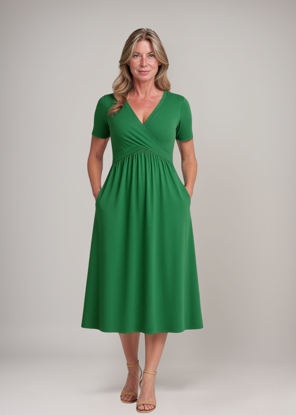 Corazon™ | Robe midi à décolleté en V