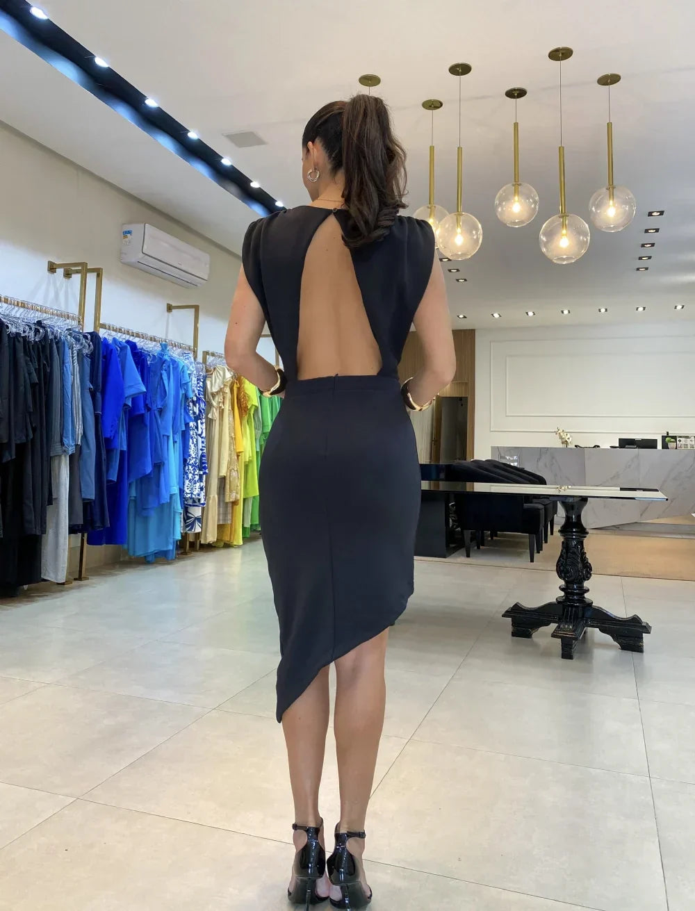 Britty | Robe cocktail avec ourlet tulipe
