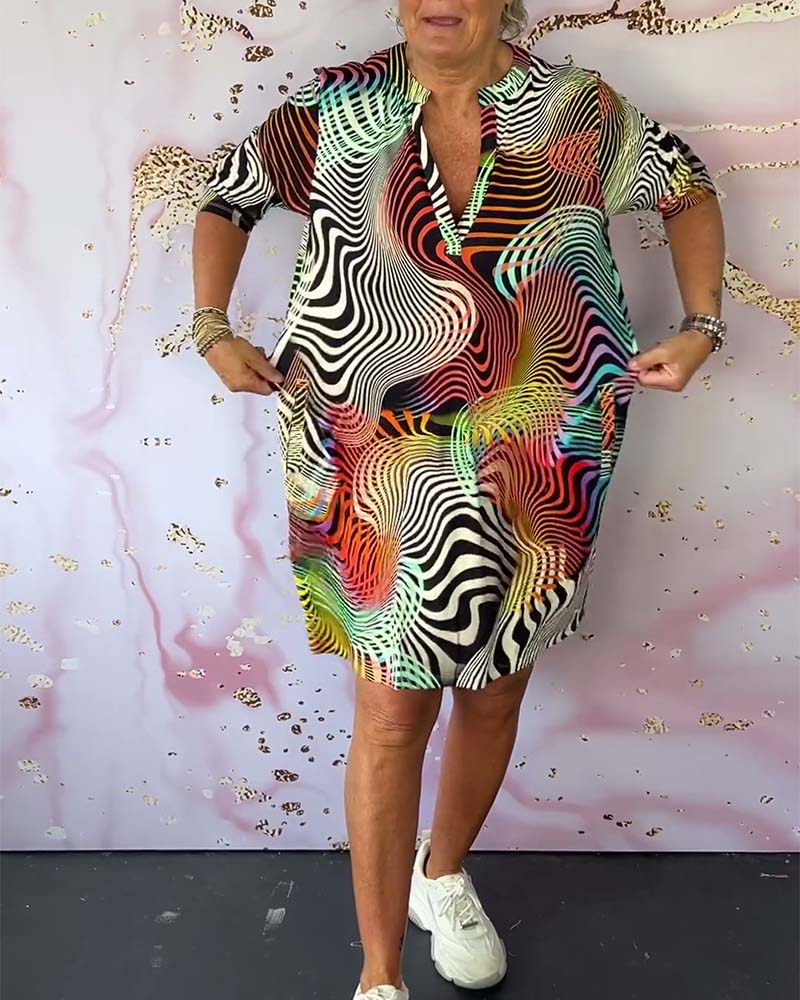 Sonya™ | Robe à illusion optique et coupe T-shirt