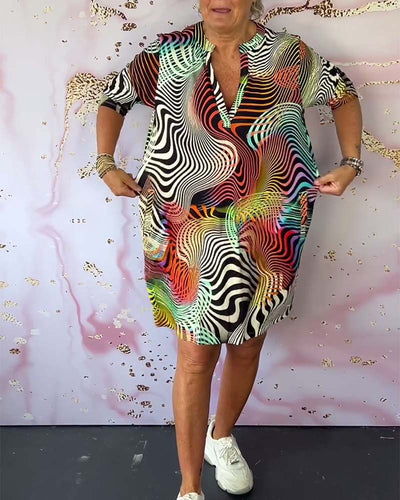 Sonya™ | Robe à illusion optique et coupe T-shirt