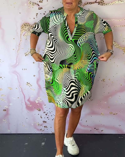 Sonya™ | Robe à illusion optique et coupe T-shirt