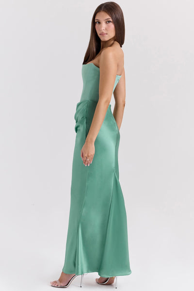 Madison™ | Robe en satin avec silhouette en sablier