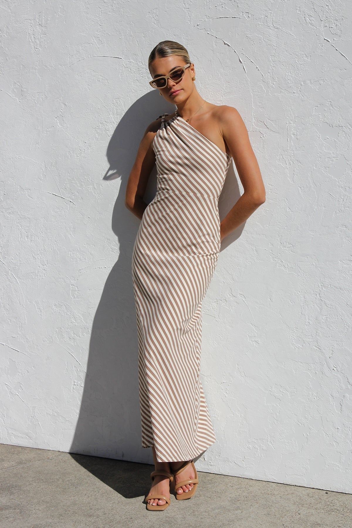 Rocia™ | Robe d'été à rayures avec une touche élégante