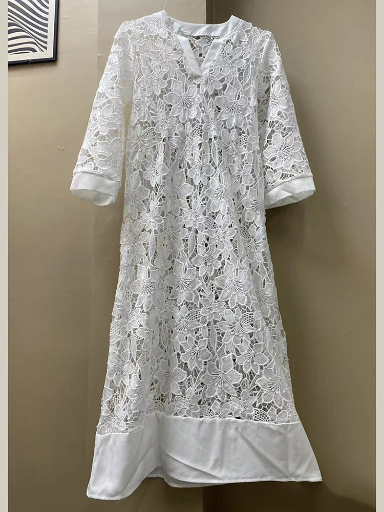 Eléna - Midi Lace Dress