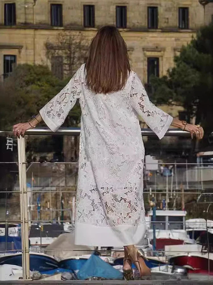 Eléna - Midi Lace Dress