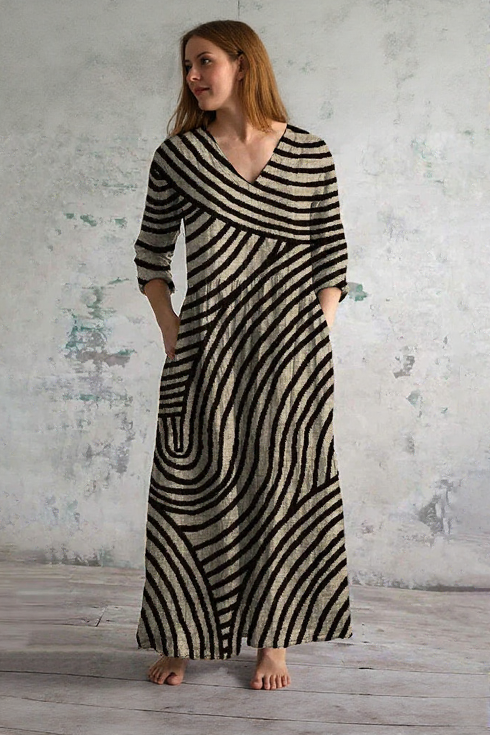 Belinda™ | Robe maxi rayée avec décolleté en V