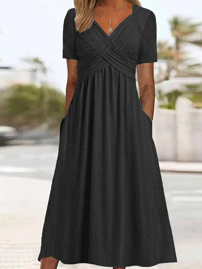 Delilah™ | Robe midi avec couture à la taille et poches