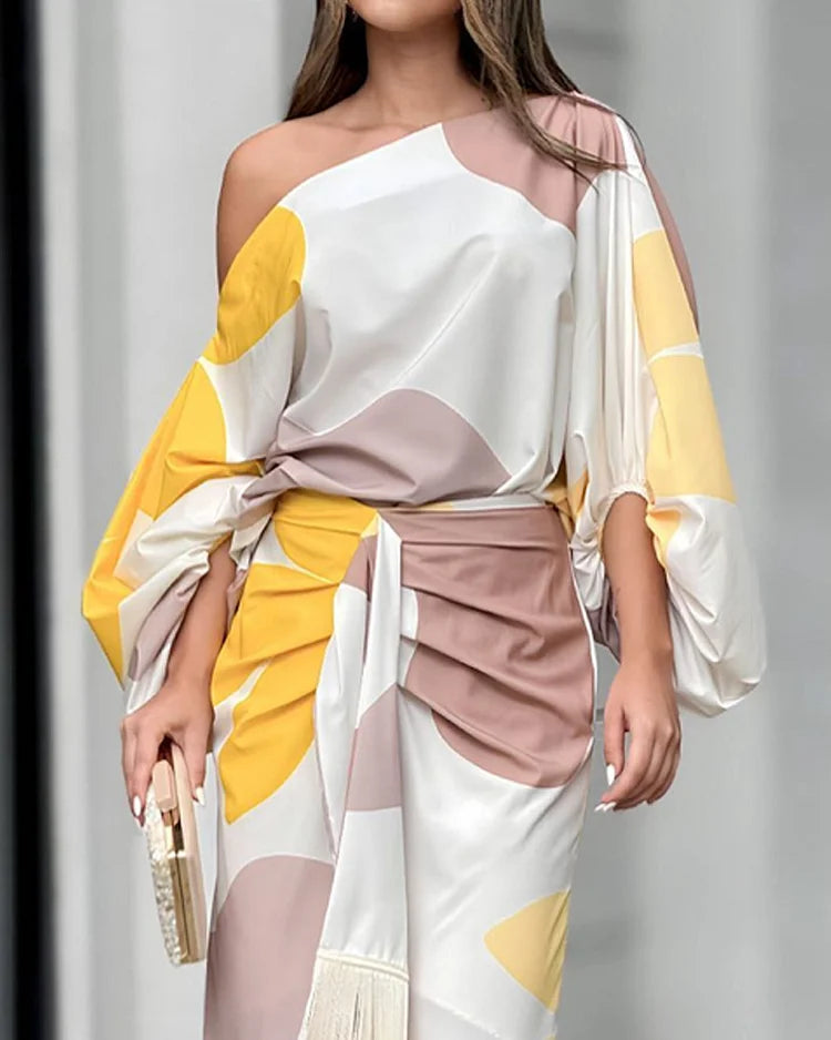 Talia™ | Robe en satin avec manches bouffantes