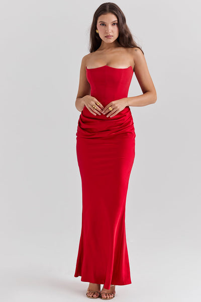 Madison™ | Robe en satin avec silhouette en sablier
